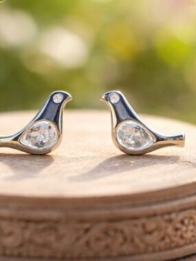 Tiny Dove Bird Earrings in Sterling Silver 925 , Symbol of Peace